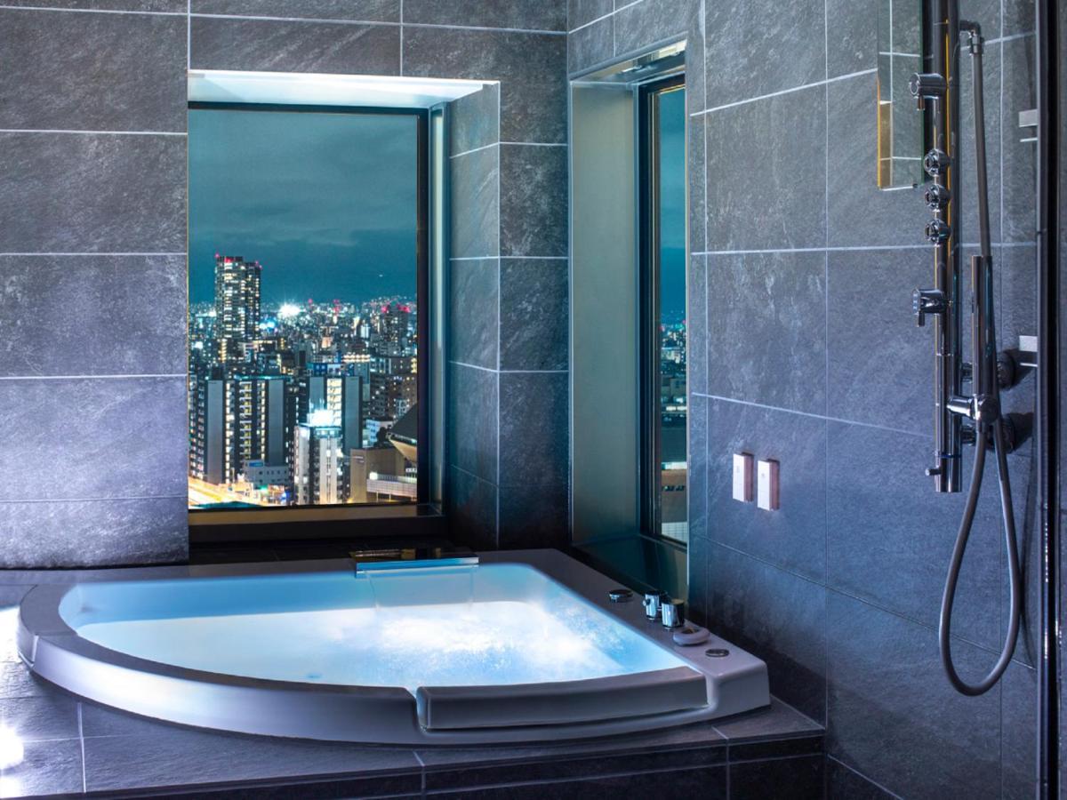 Hotel Royal Classic Osaka Buitenkant foto