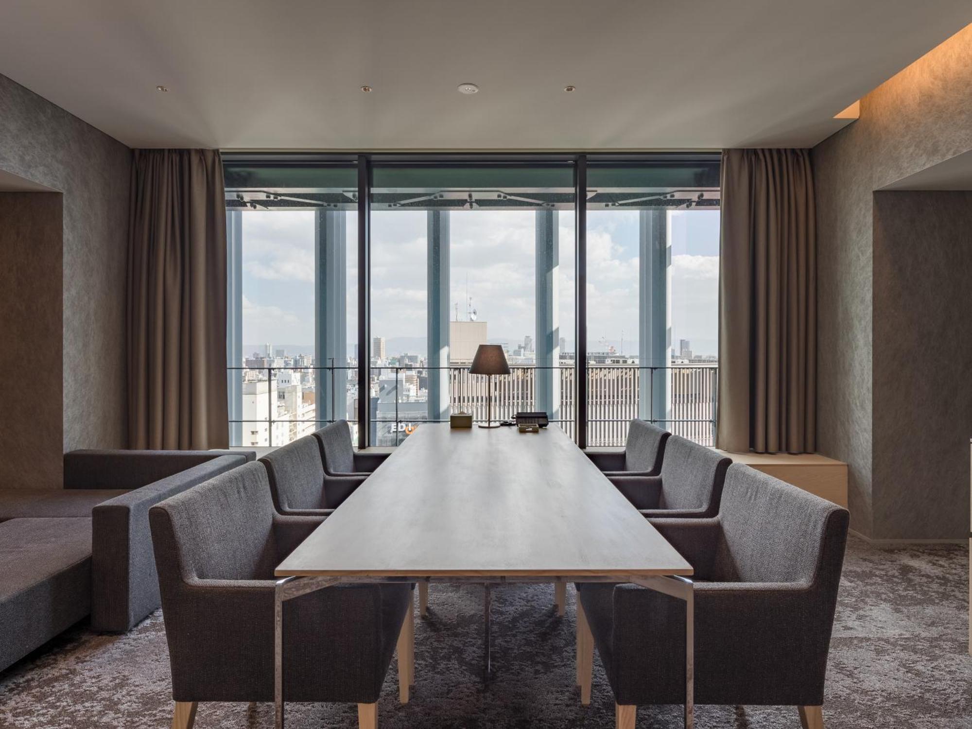 Hotel Royal Classic Osaka Buitenkant foto